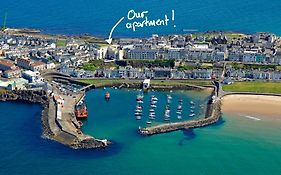 Apt3, No 2 Antrim Gardens, Portrush With Seaview